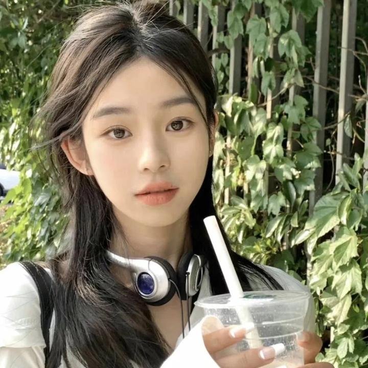 我的房子里来了个古代小萌娃